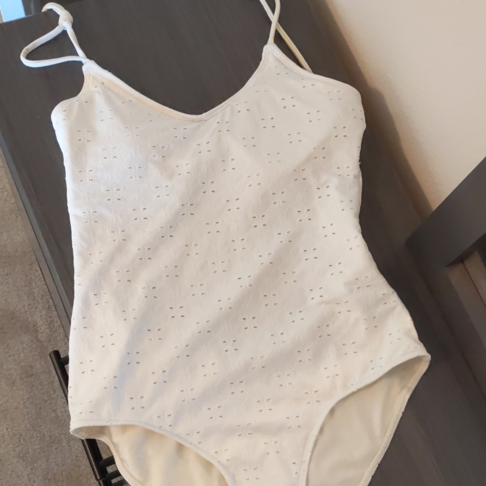 One piece swimsuit